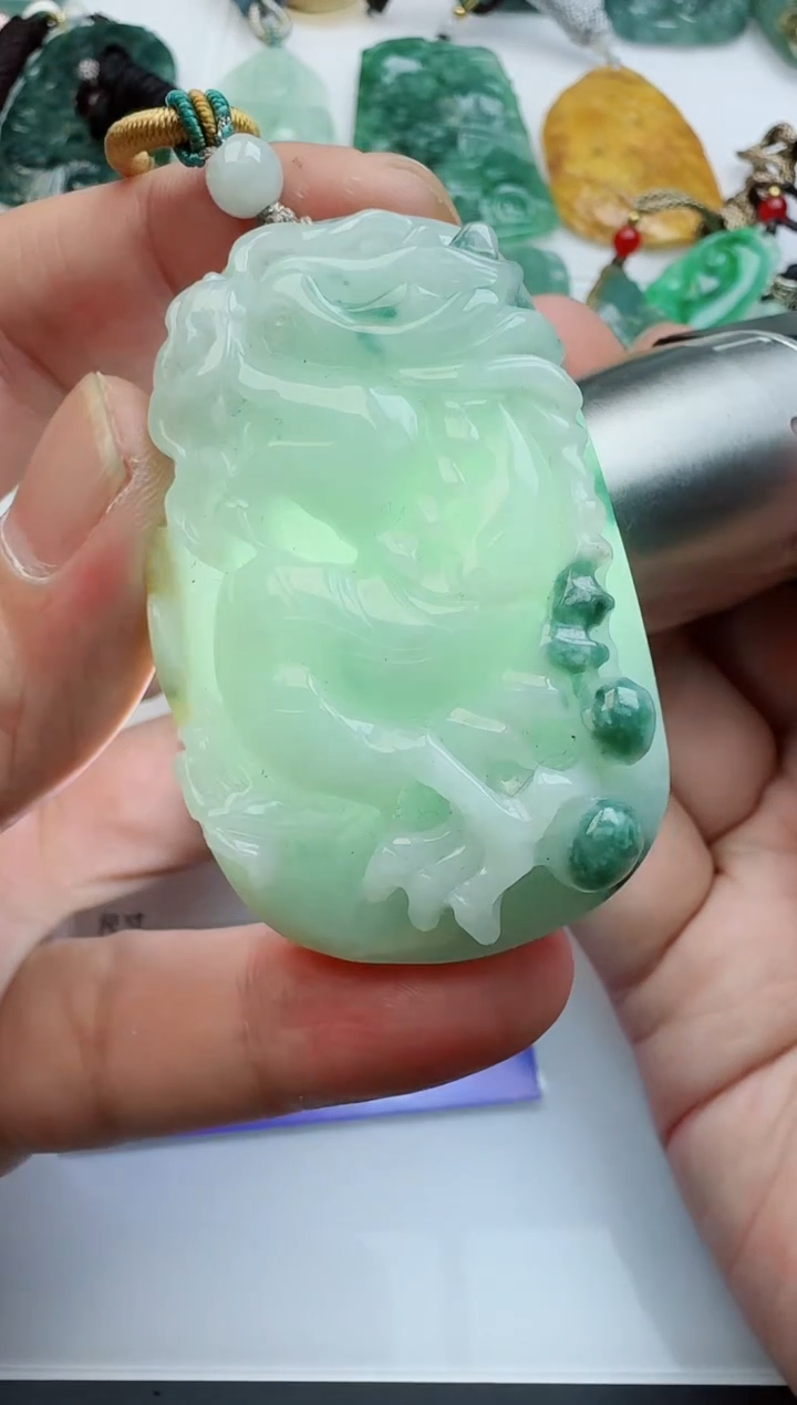 【闪购商品】翡翠吊坠(不含链)未镶嵌11111111111