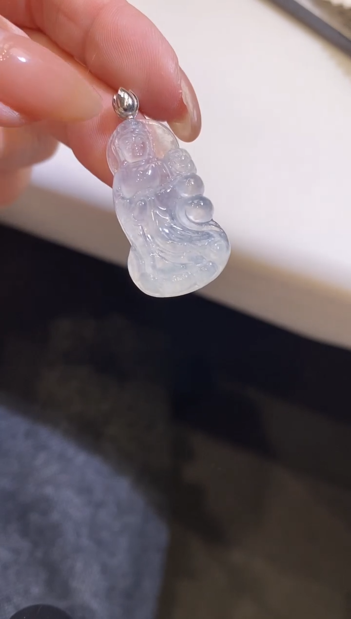 吊坠(不含链)18K金镶嵌翡翠观音