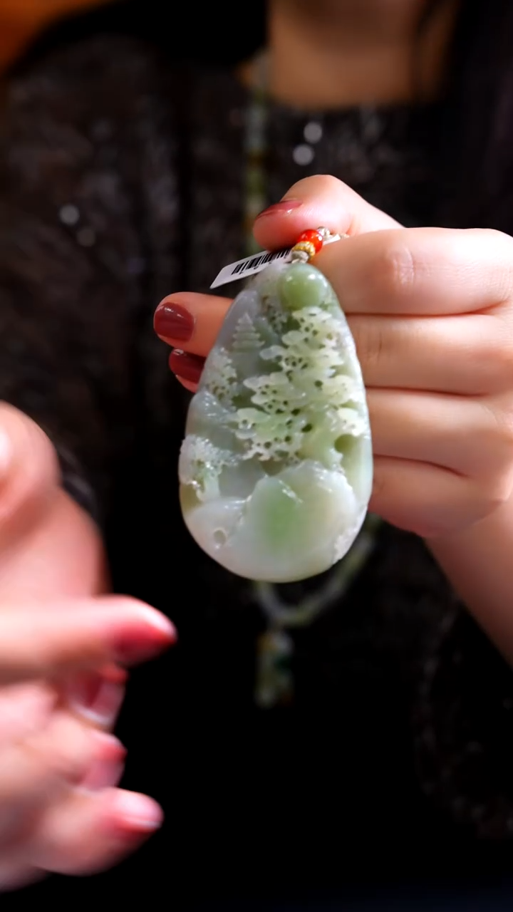 吊坠(不含链)未镶嵌和田玉JJD1206042多样性发一