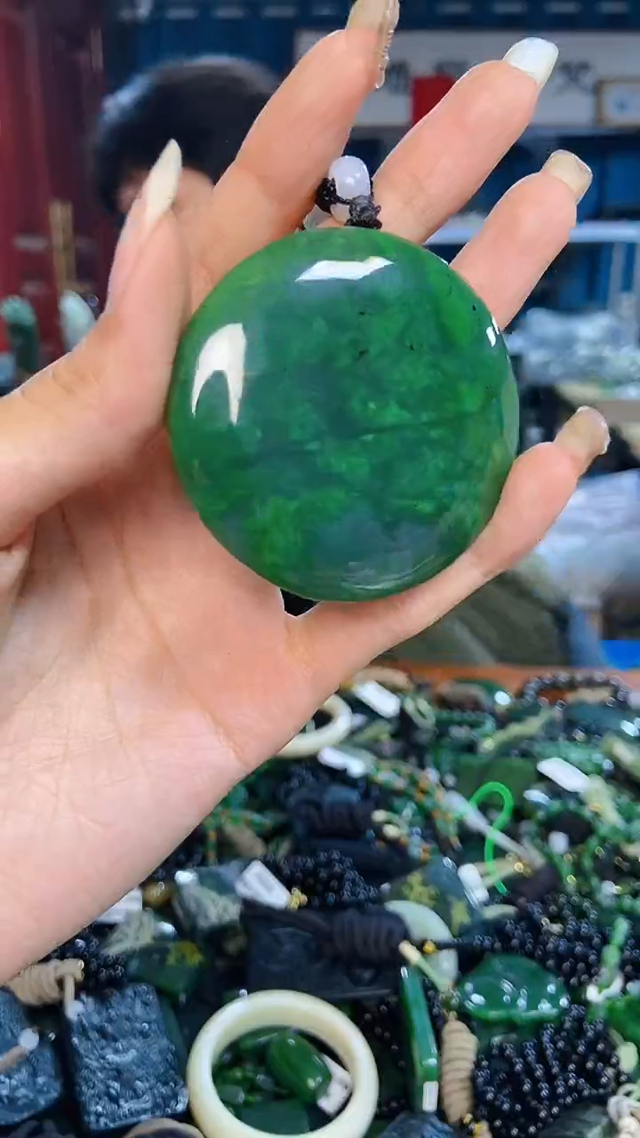 未镶嵌和田玉挂件1