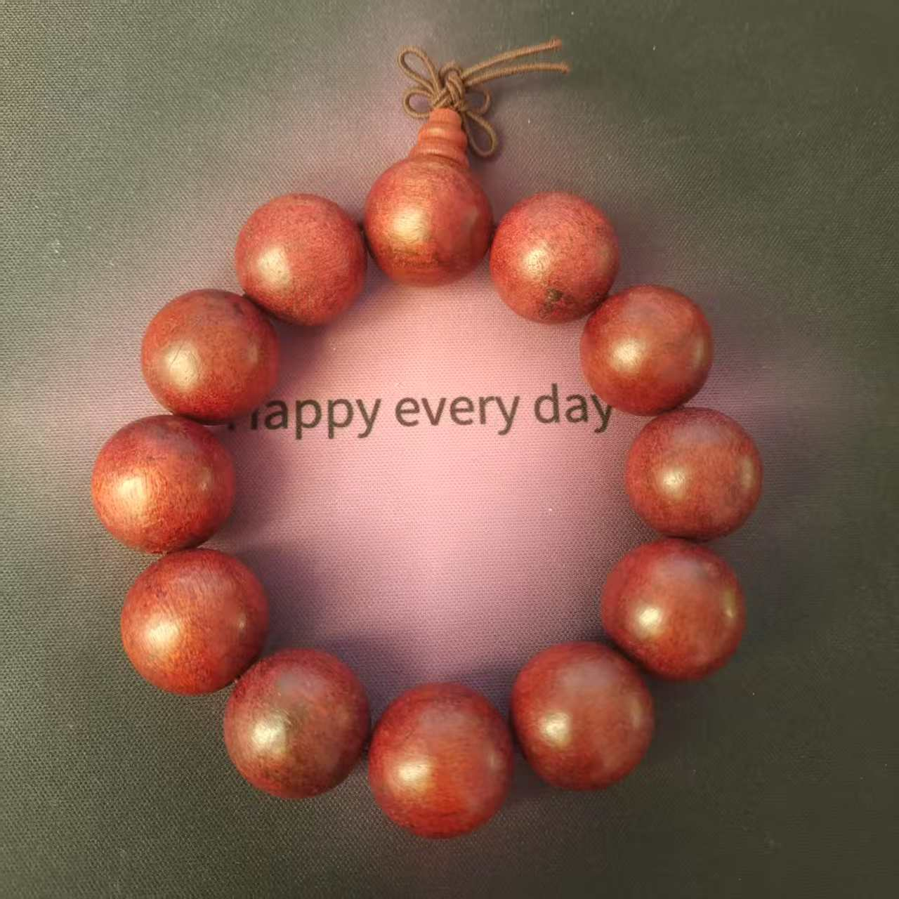 红檀精美2.0手串-LQ639