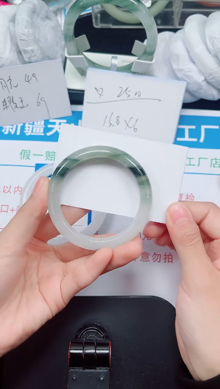 未镶嵌手镯石英质玉31-52/53/54