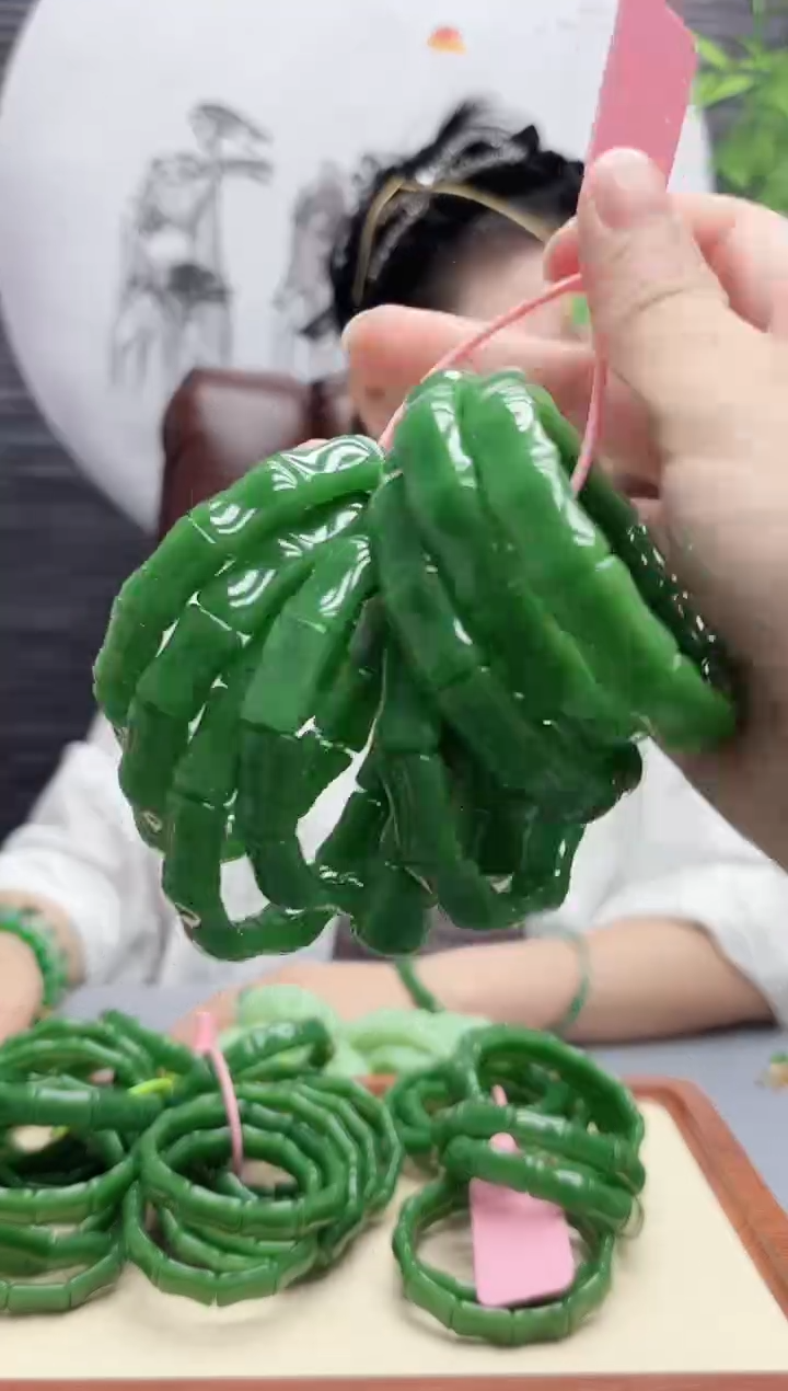 手链未镶嵌和田玉（碧玉）节节高升手链