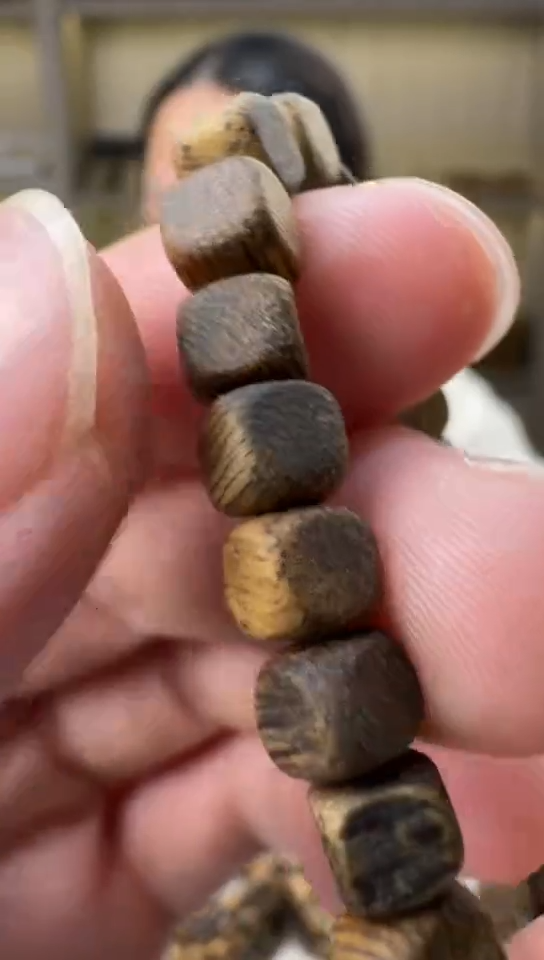 沉香沉香碎屑+FT-05