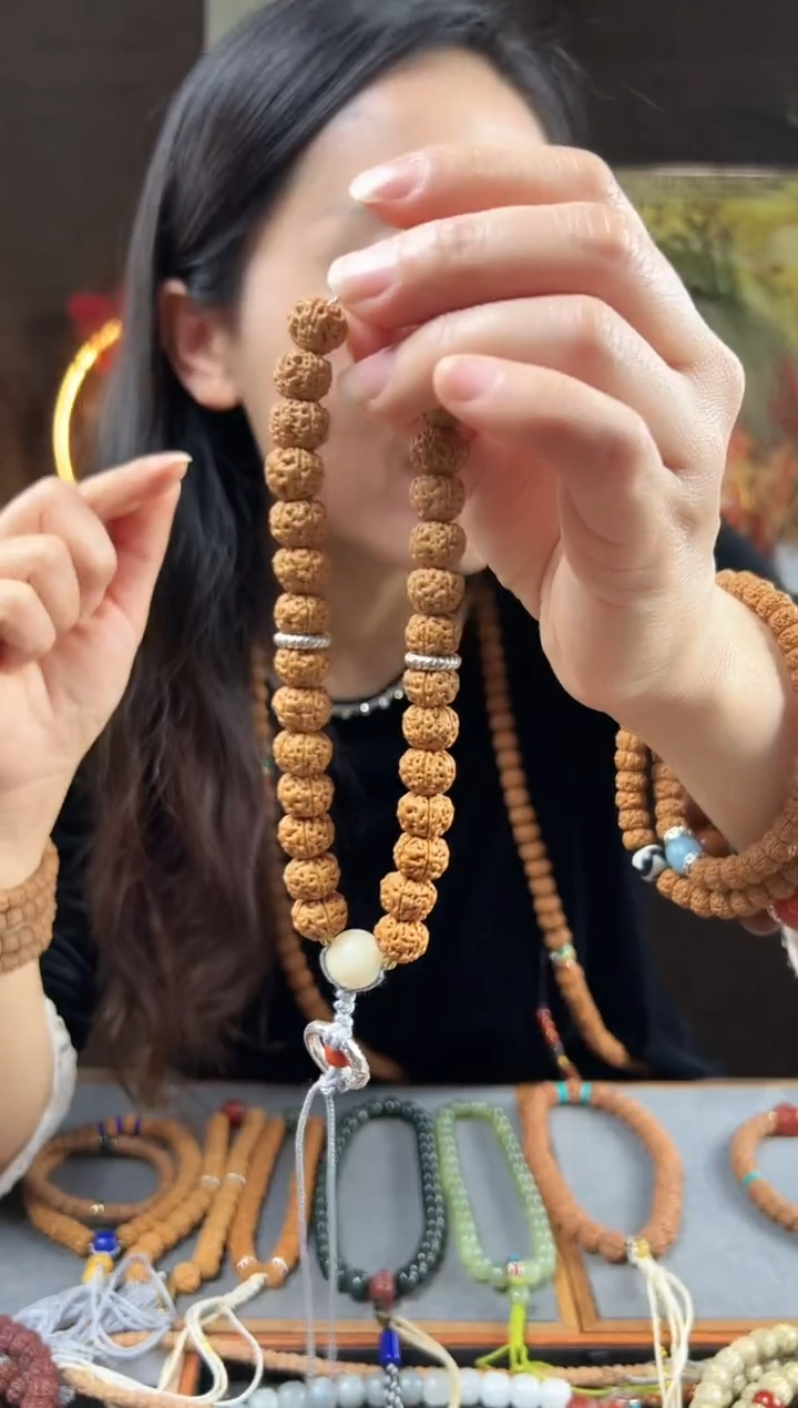 【闪购商品】金刚菩提手串蜂窝双龙战神手持