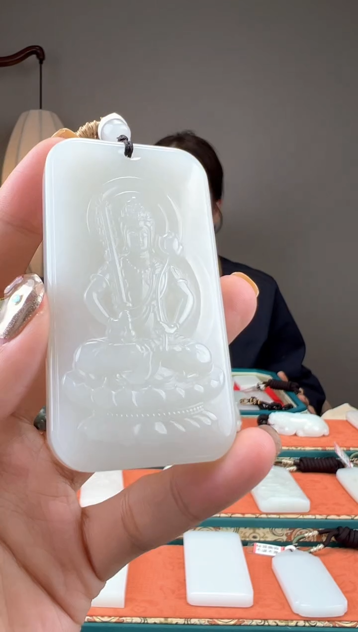 【闪购商品】和田玉颈饰未镶嵌1