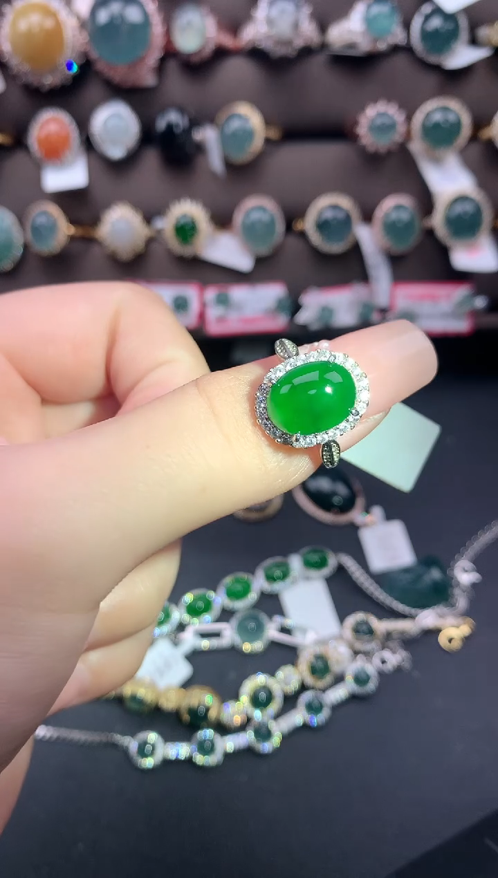 【闪购商品】翡翠戒指银S925镶嵌512414