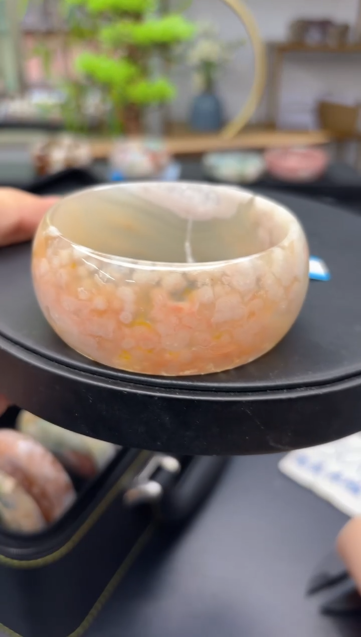 【闪购商品】石英质玉手镯未镶嵌C536(62圈)