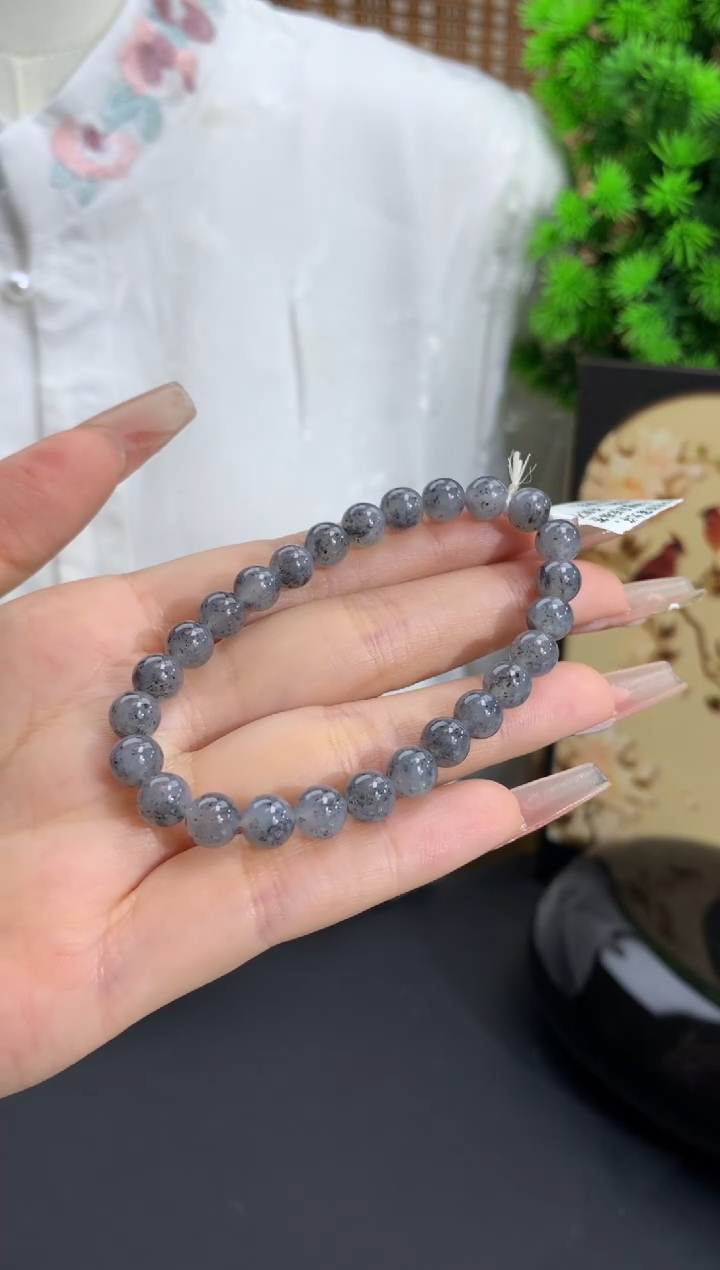 【闪购商品】翡翠手链未镶嵌卡6.7mm