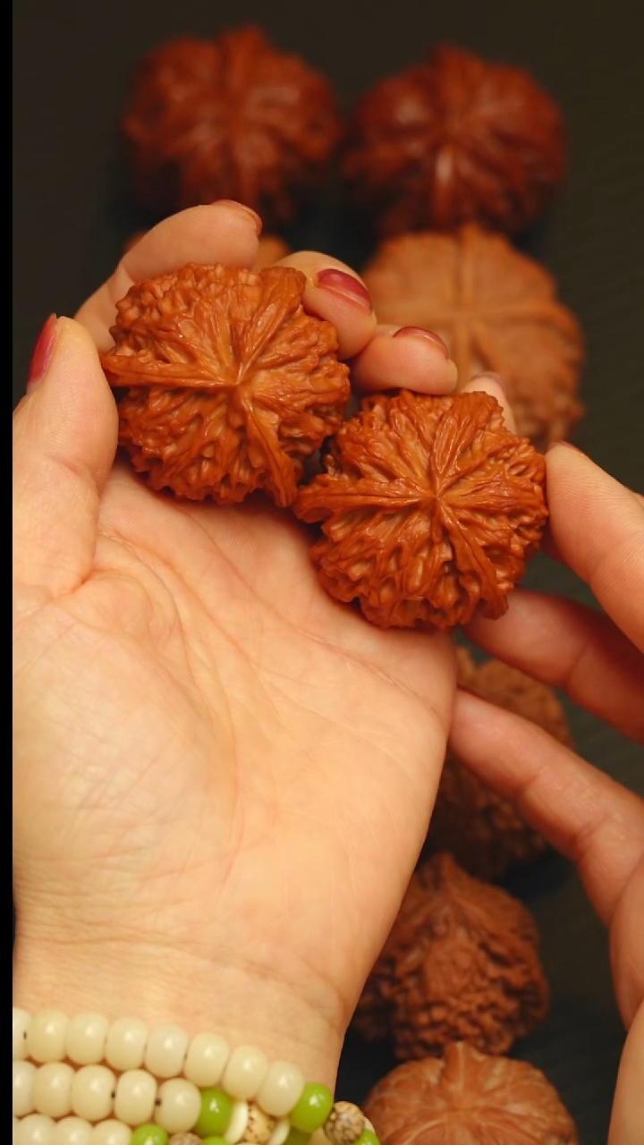 吊坠文玩核桃42 苹果园奔