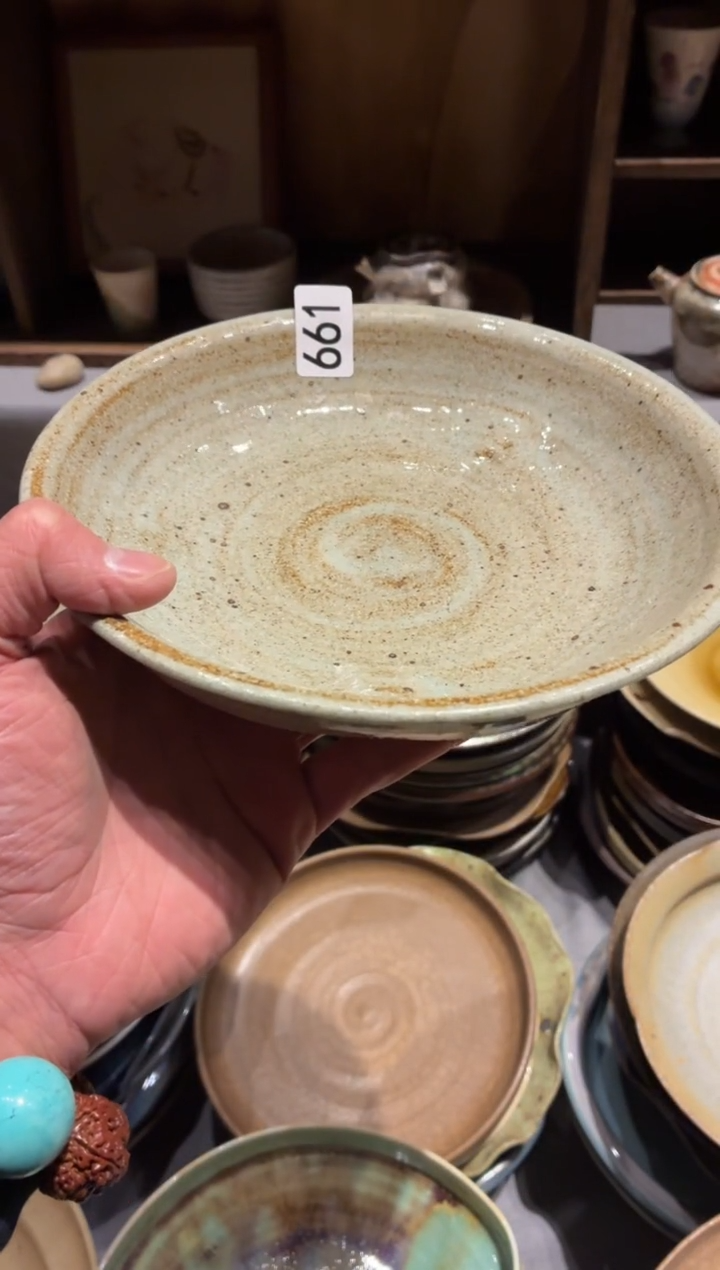 瓷片快****o661粗陶白色手工锅盘1个