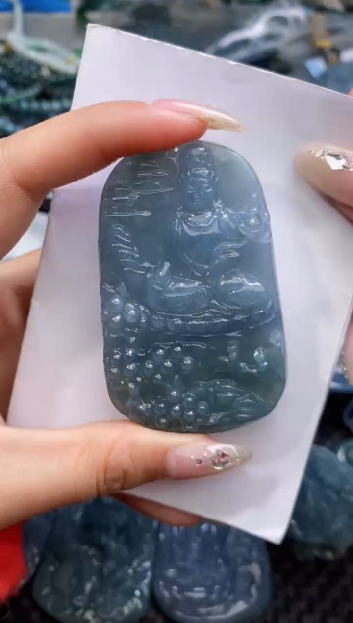 【闪购商品】翡翠颈饰未镶嵌