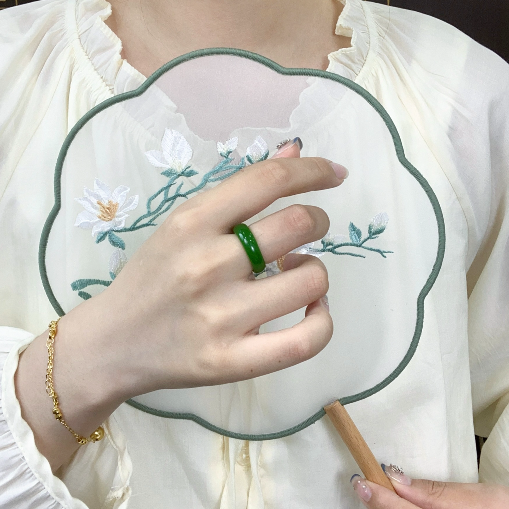 天然和田玉 俄碧菠菜绿戒圈   0154