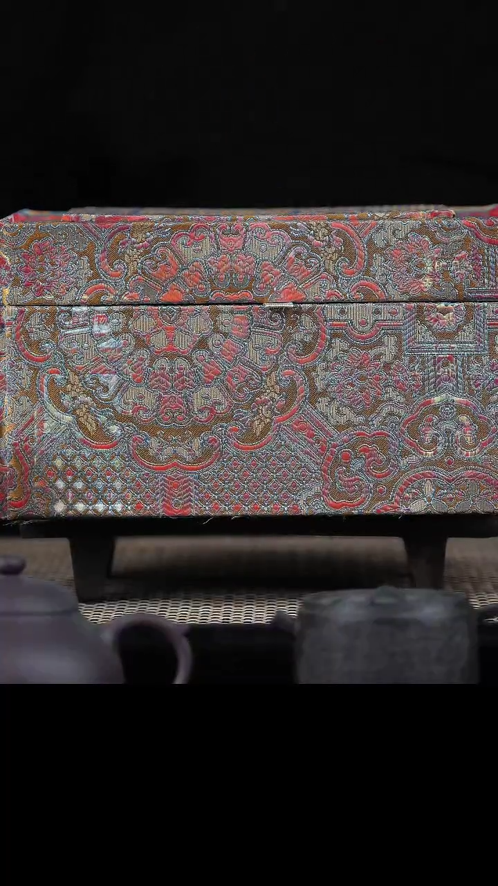 【闪购商品】手工原矿精品紫砂壶（1）（小 五堂）