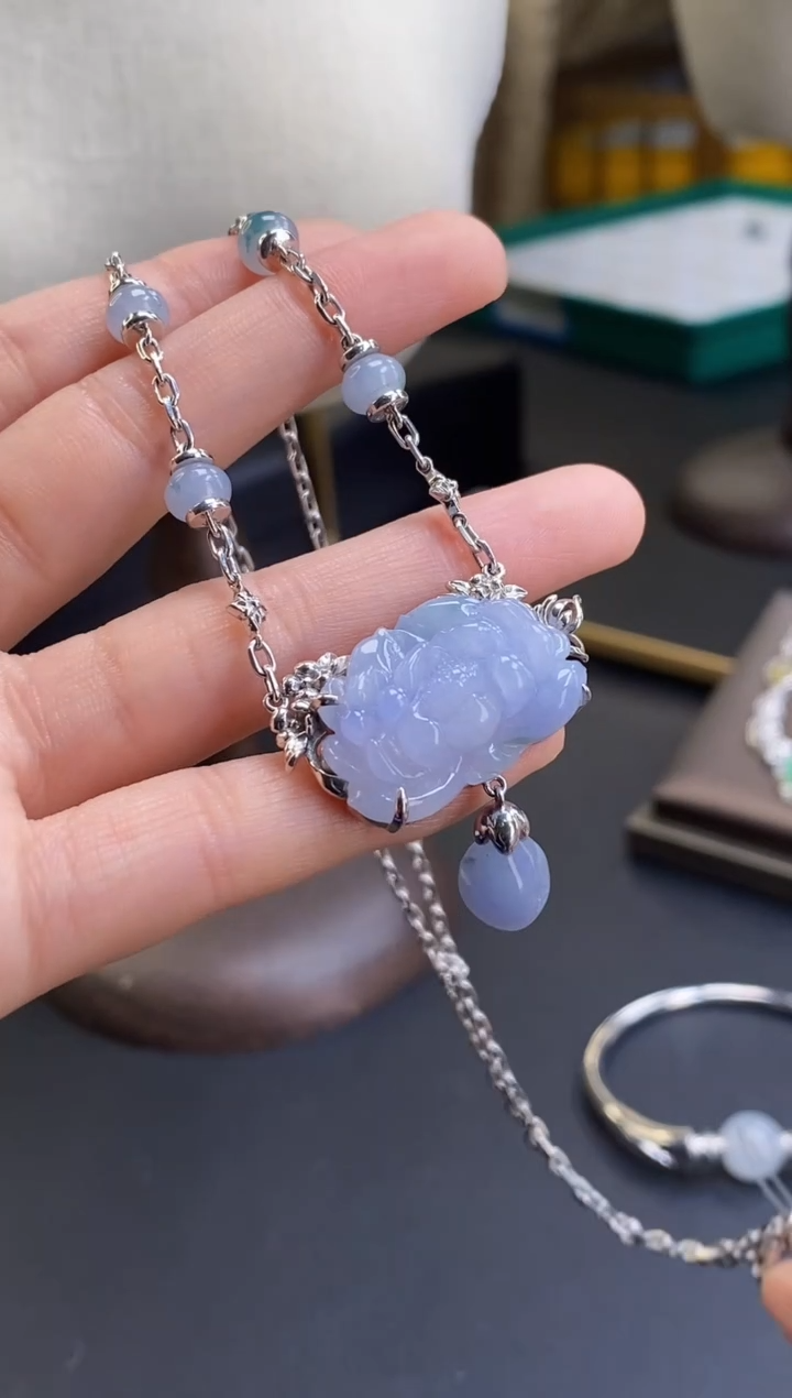 颈饰银S925镶嵌翡翠19351