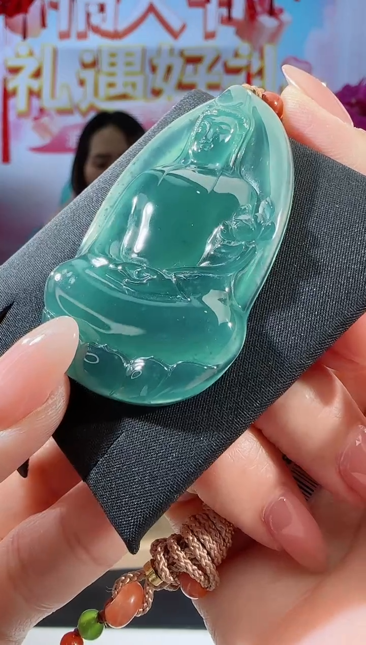 【闪购商品】翡翠吊坠(不含链)未镶嵌观音