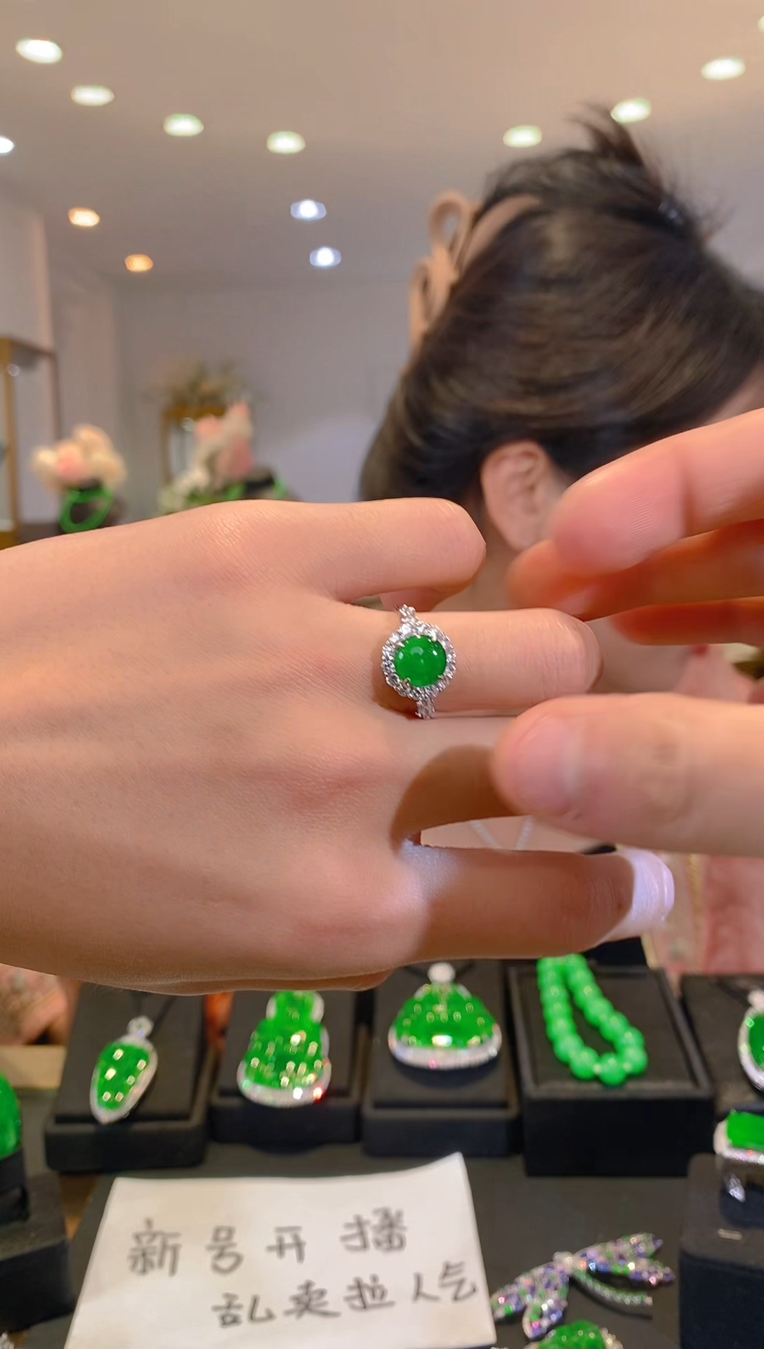 银S925镶嵌戒指翡翠翡翠a货多样性发