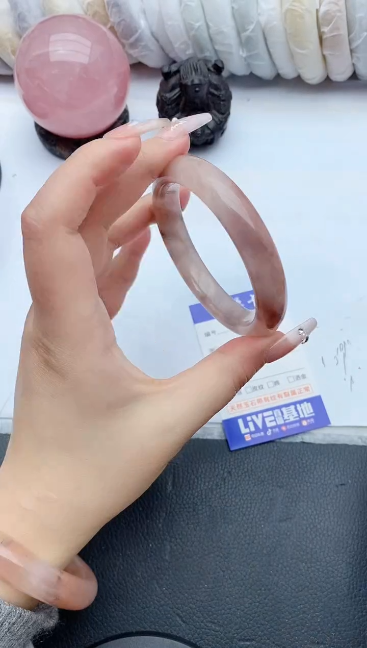 【闪购商品】石英质玉手镯未镶嵌9+59/60