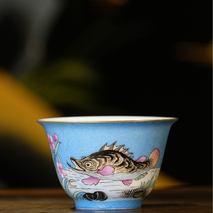 崔迪器-蓝底鳜鱼花神杯