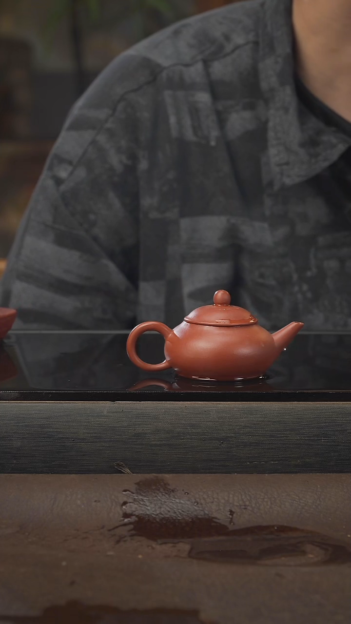 茶壶紫砂微瑕，水平，60cc
