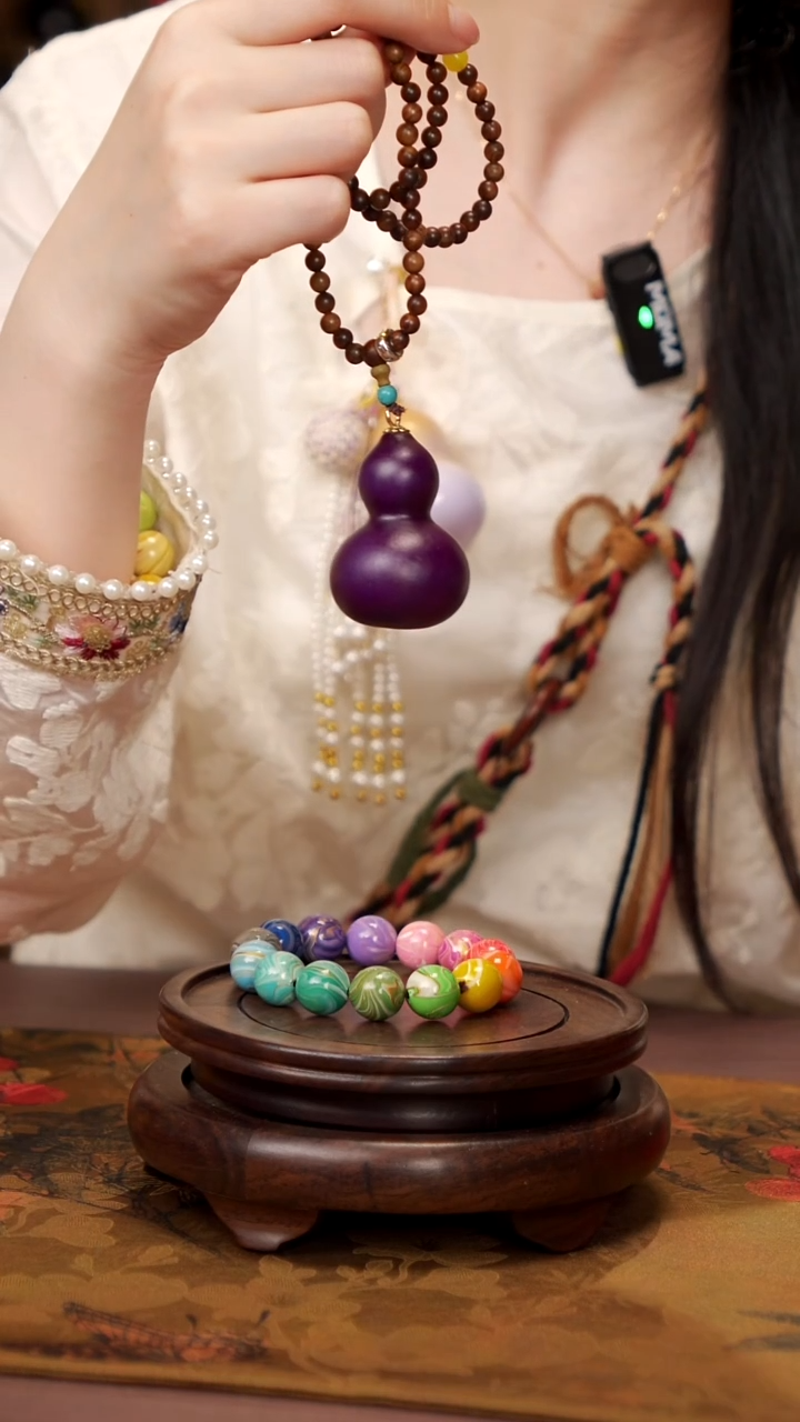 4 易林大漆车挂小葫芦----48