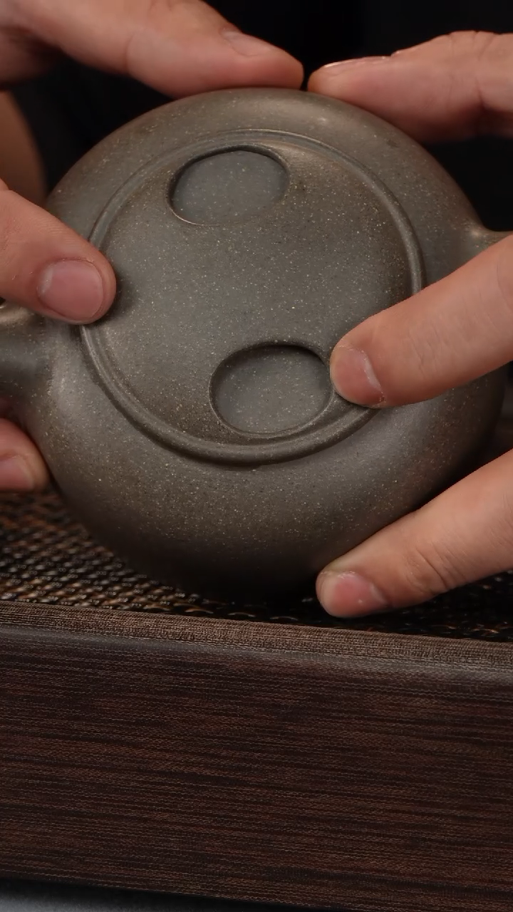 【闪购商品】牛盖莲子 蟹壳青（605号）