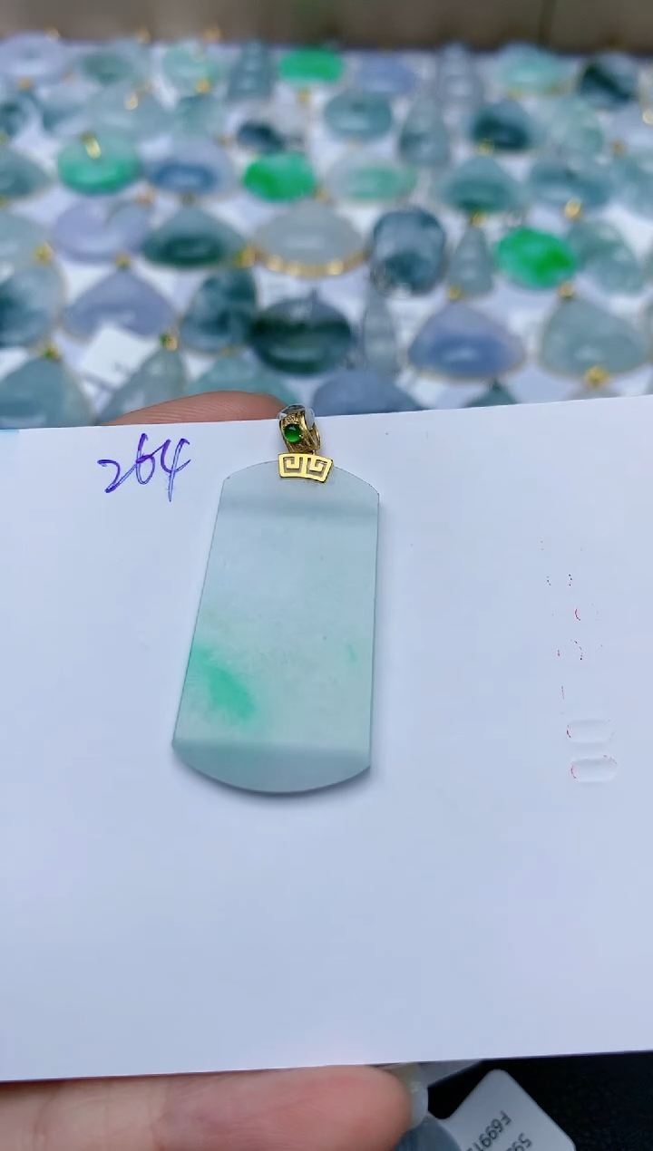 【闪购商品】翡翠颈饰18K金镶嵌天然翡翠A货    264