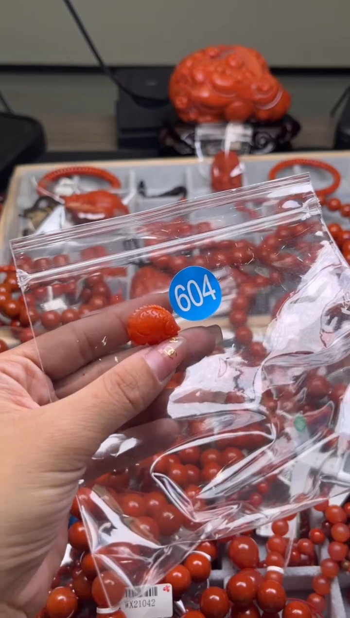 【闪购商品】南红玛瑙珠宝奇石未镶嵌604