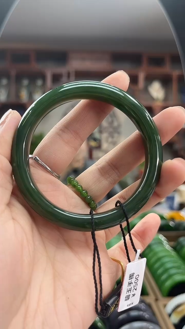 未镶嵌手镯和田玉57