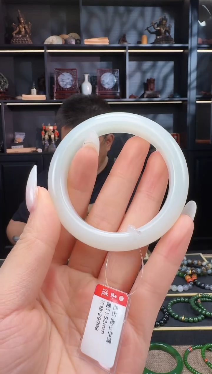 颈饰未镶嵌和田玉金山手镯53mm