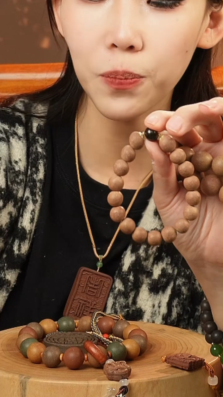 【闪购商品】泥塑淞雾白龙/1.0手串+1颗配饰珠