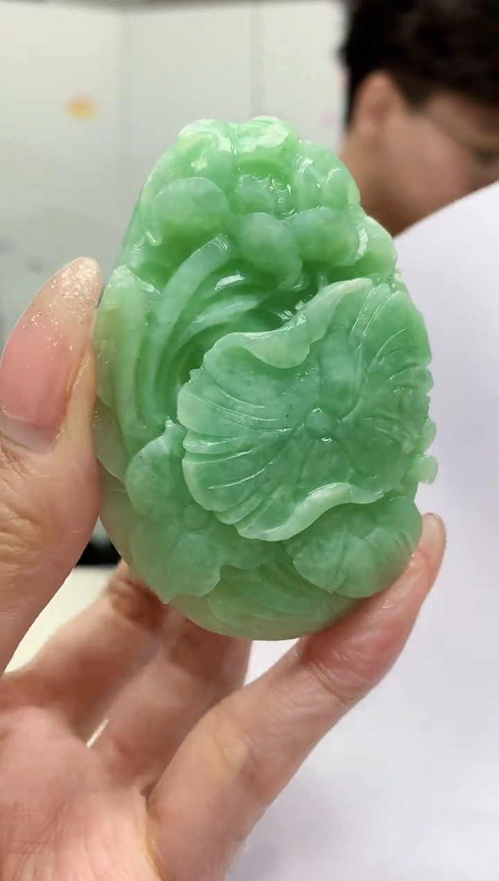 【闪购商品】定制翡翠未镶嵌4688MM-毛货挂件52
