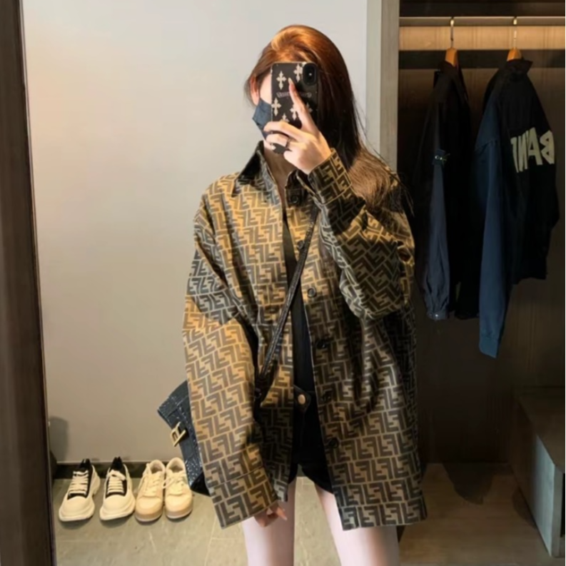 99新 FENDI/芬迪  GM0451 logo满印桑蚕丝翻领衬衫 39码