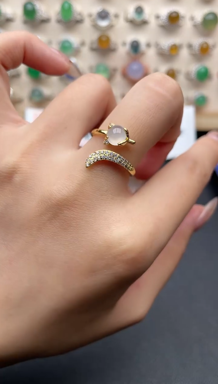 【闪购商品】翡翠戒指银S925镶嵌一物一证一礼盒