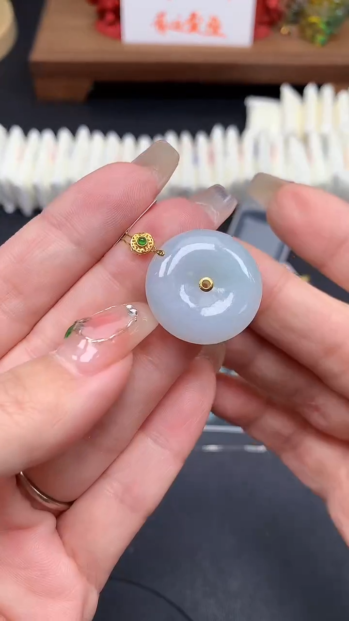 【闪购商品】翡翠吊坠(不含链)18K金镶嵌MS156071