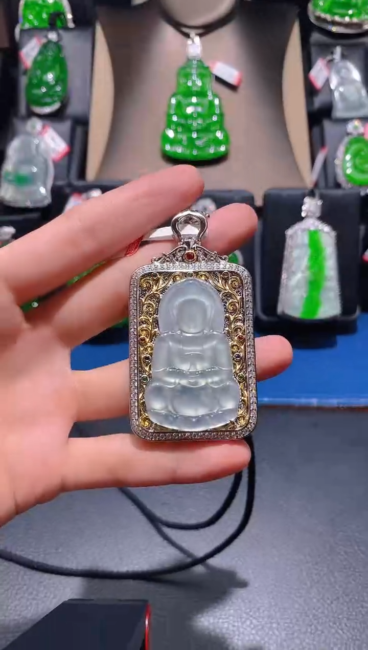 【闪购商品】翡翠颈饰未镶嵌天然A货翡翠10