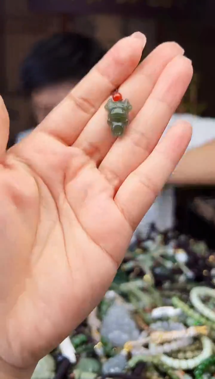 颈饰未镶嵌和田玉多样性发货拍一发一