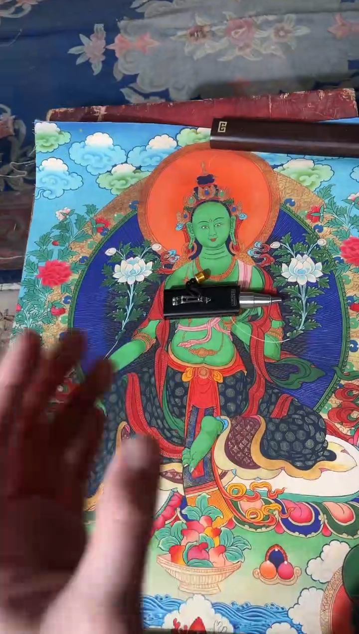 卷轴画龙妹的唐卡tk16