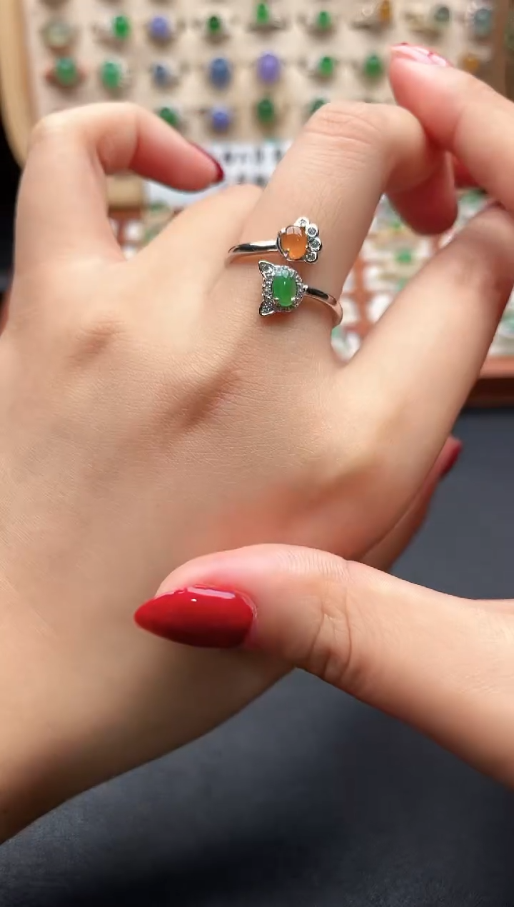 银S925镶嵌戒指翡翠一物一证一礼盒