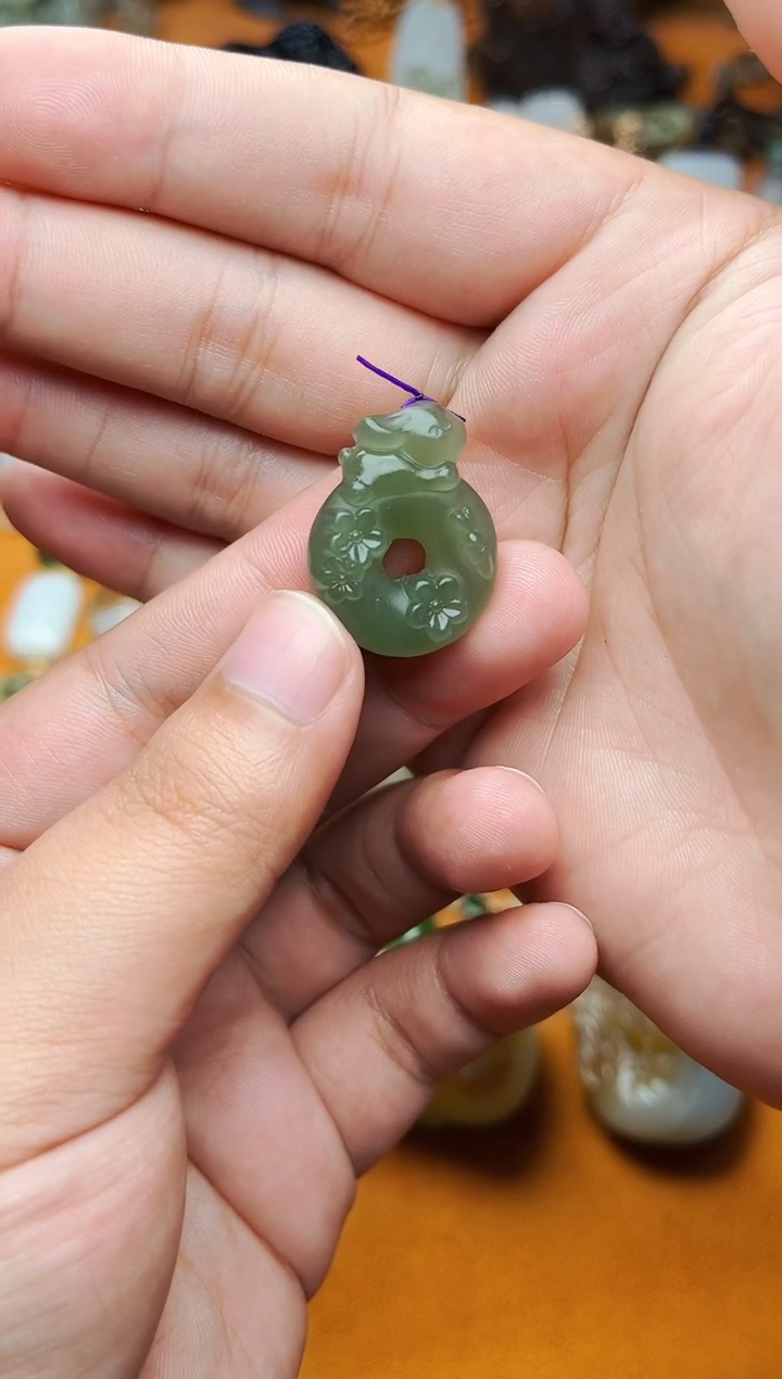 【闪购商品】和田玉颈饰未镶嵌兔子