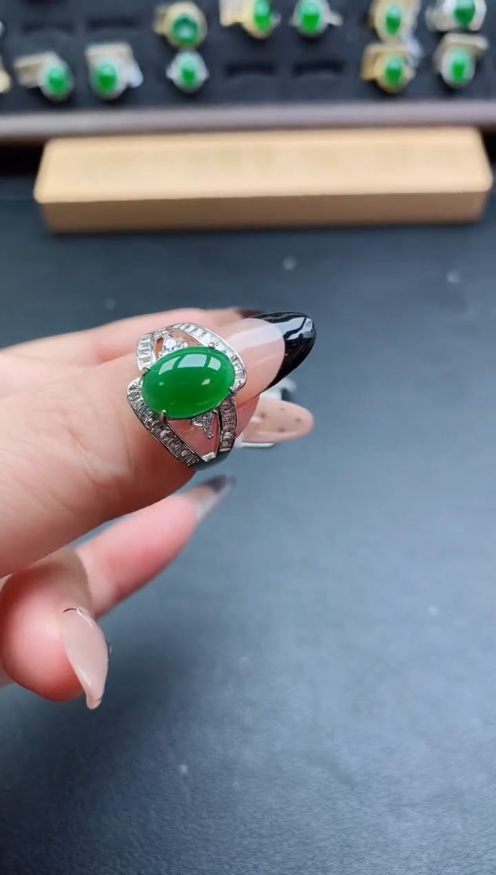 银S925镶嵌戒指翡翠1