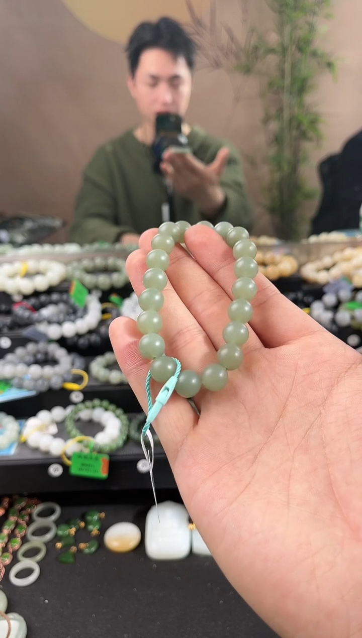 【闪购商品】和田玉手串未镶嵌且末蓝卡10微色差