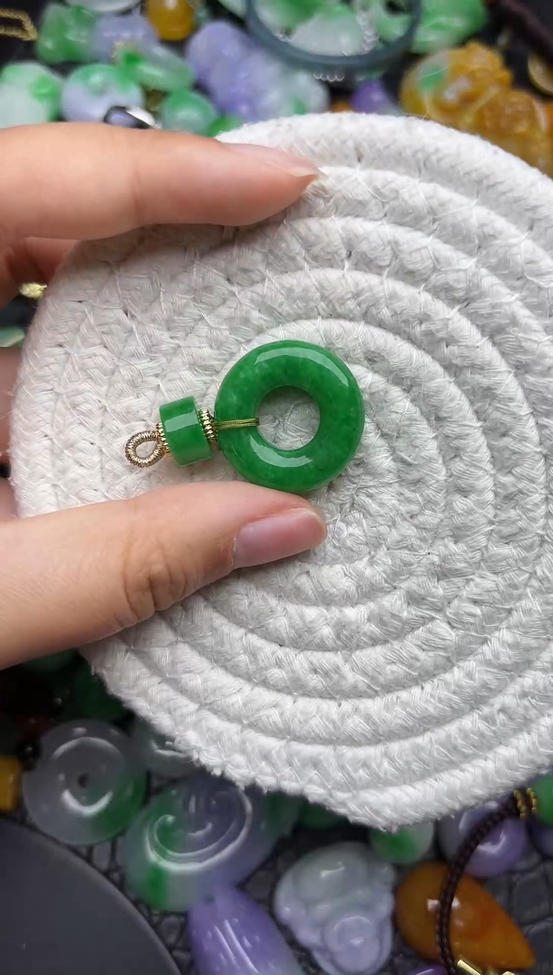 颈饰未镶嵌翡翠缅甸翡翠吊坠