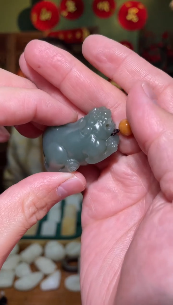 【闪购商品】和田玉吊坠(不含链)未镶嵌貔貅36g