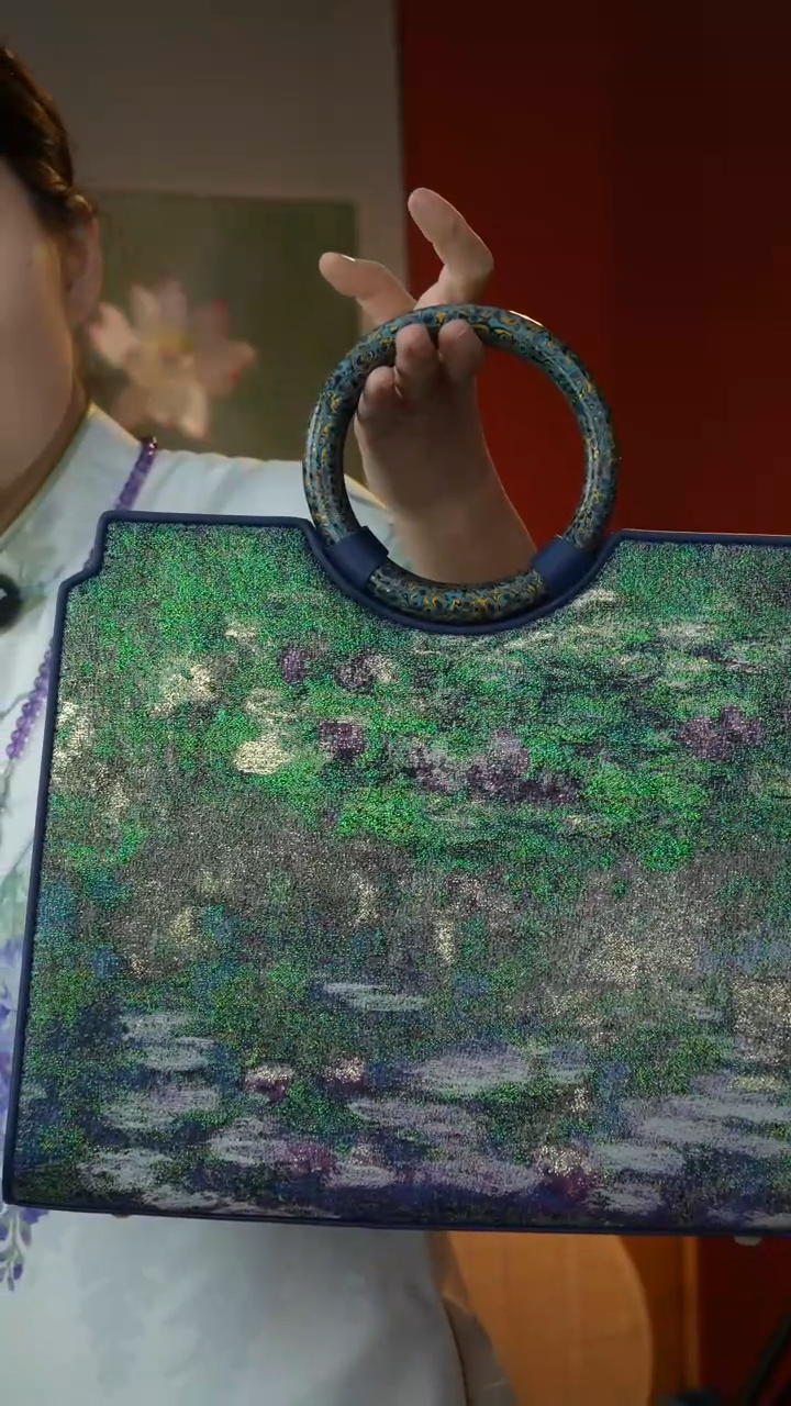 刺绣睡莲高定包包