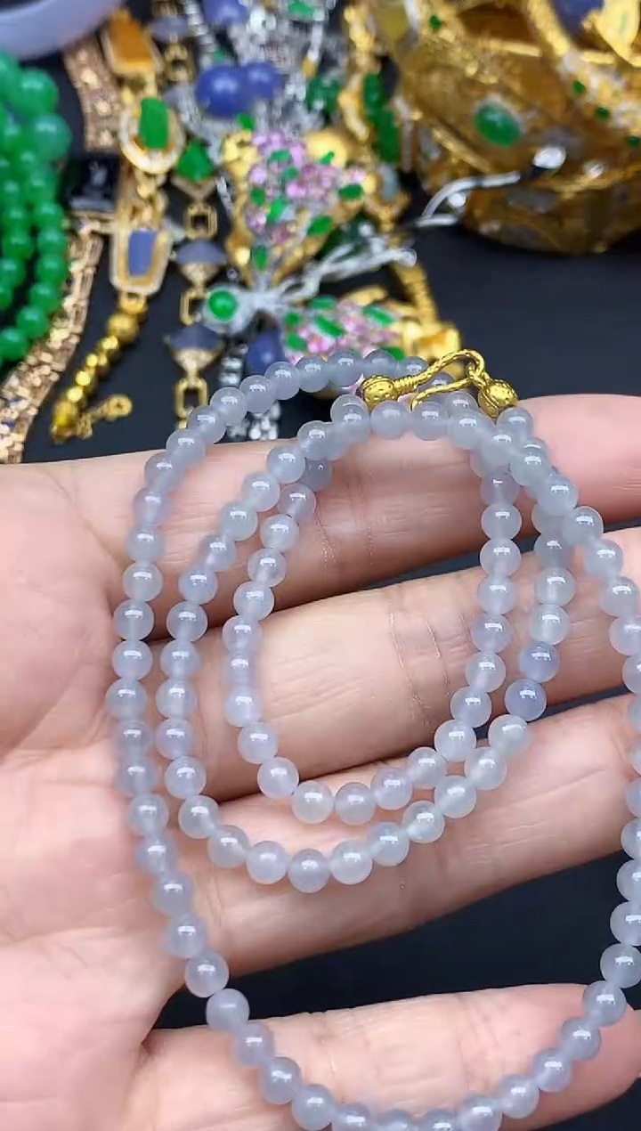 颈饰未镶嵌翡翠多**¥48-春日珠宝1