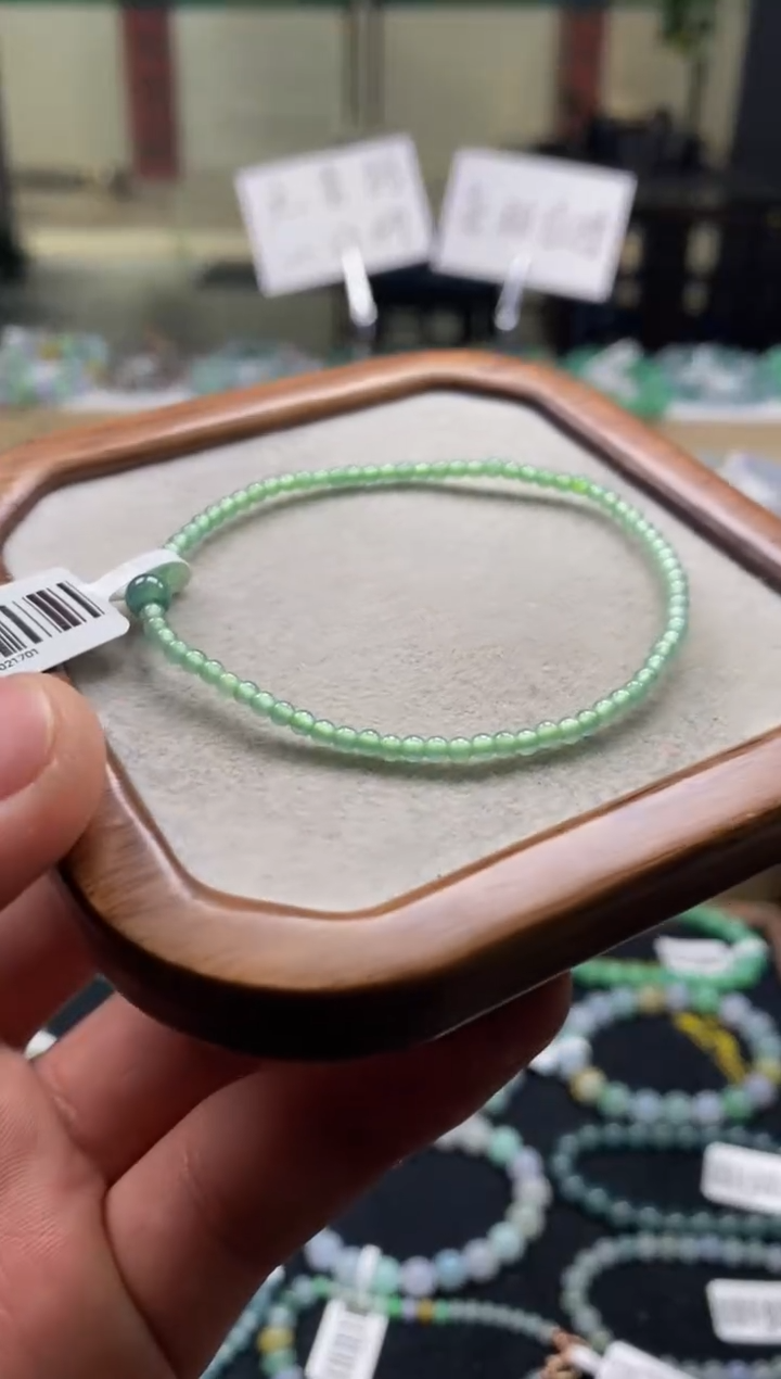 【闪购商品】翡翠手链未镶嵌天然A货翡翠