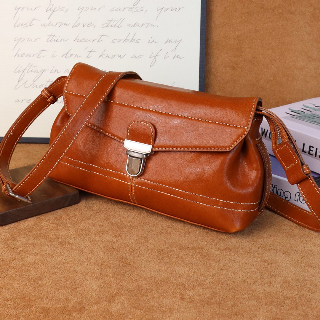 真皮邮差包妨碍锁扣头层植鞣牛皮单肩斜挎包女包