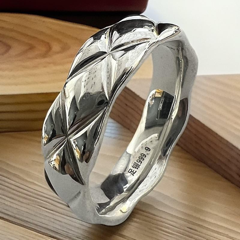 足银戒指 足银999.9精致时尚菱格纹卡6有高级感戒指