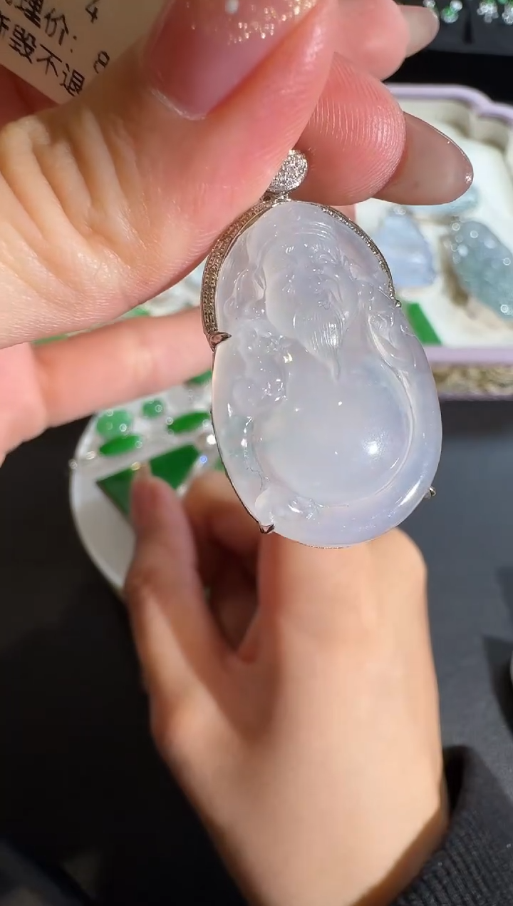 【闪购商品】翡翠吊坠(不含链)18K金镶嵌【源头工厂】钻石镶嵌